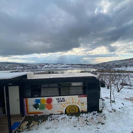 Apartament The Bus Madżdal Szams Zewnętrze zdjęcie